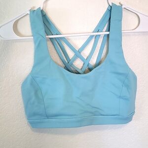 Lululemon Free to be Serene size 6
